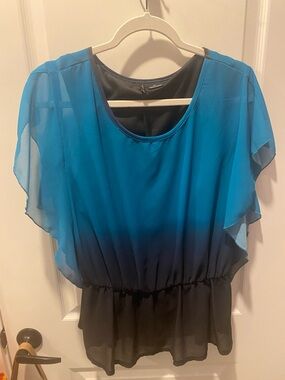 new directions Blue to Black Ombre Flutter Sleeve Blouse
